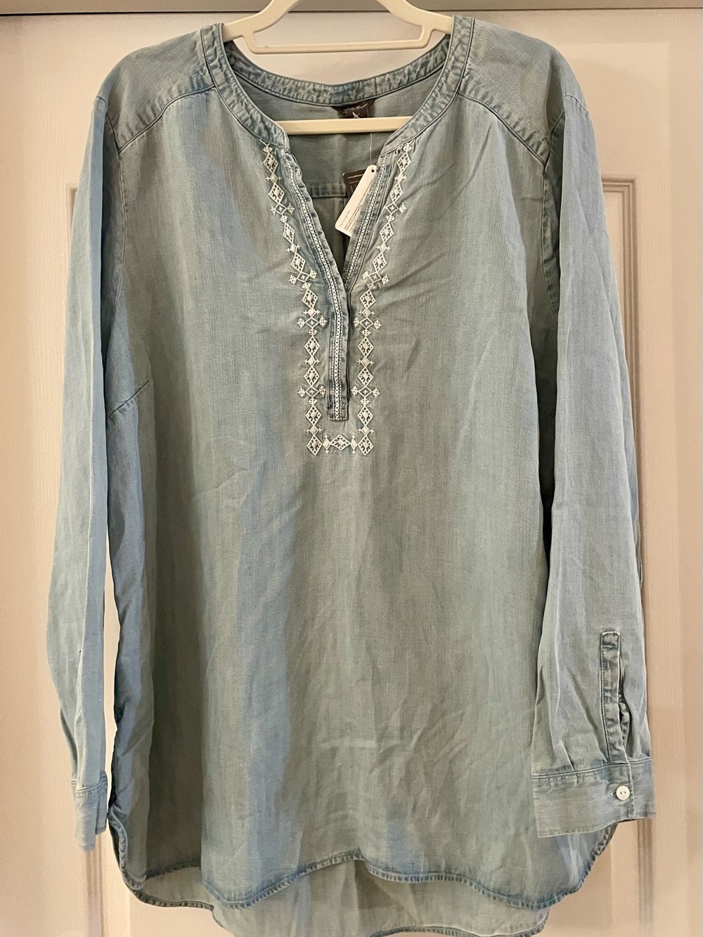 Eddie Bauer Light Blue Embroidered Tunic Top